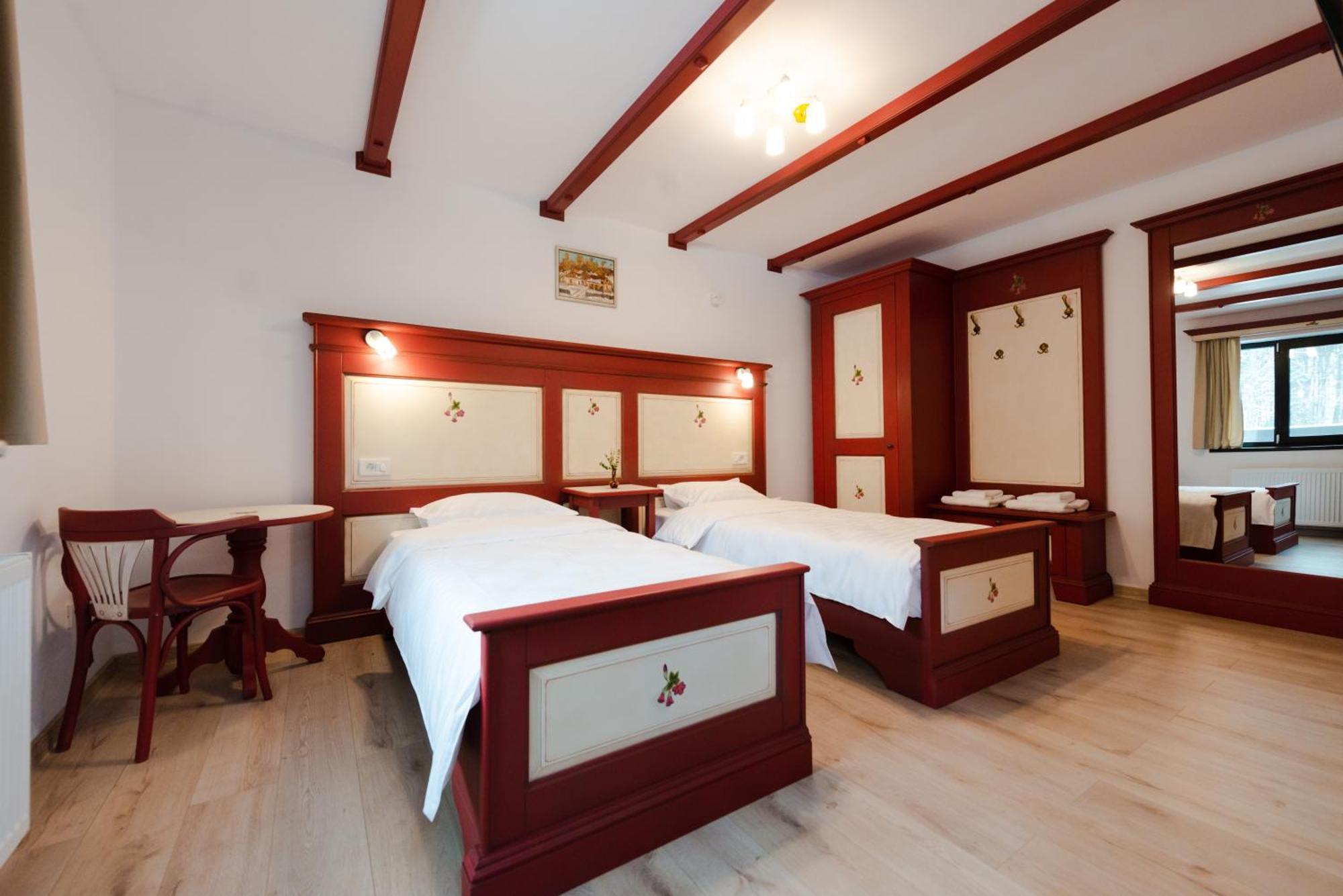 Poiana Mucenicului Hotel Arefu Eksteriør billede